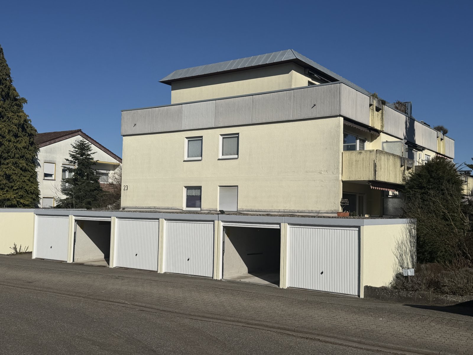 Single-Wohnung mit Südterrasse-vermietet Single-Wohnung mit Südterrasse-vermietet